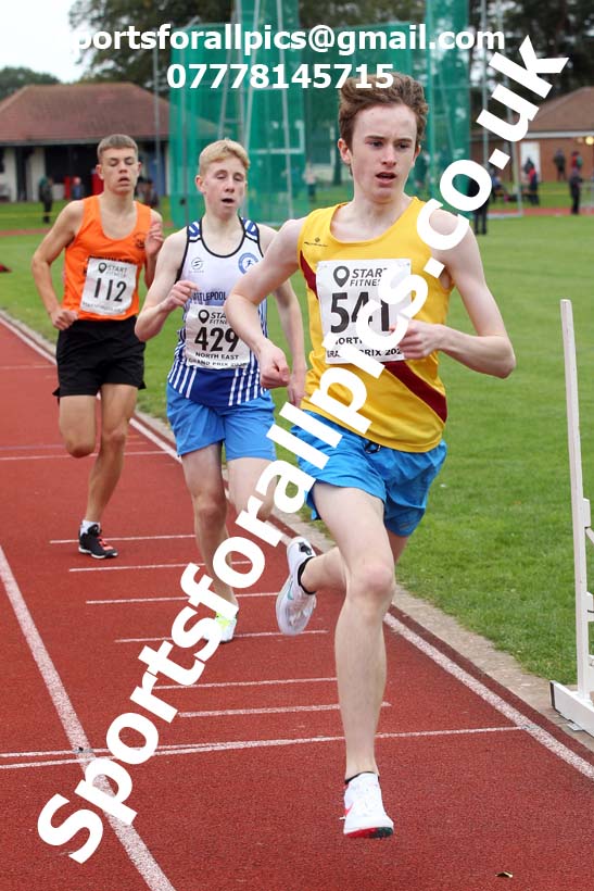 800 metres, NECAA Open Meeting, Morpeth, Sunday, September 27th. David T. Hewitson/Sports for All Pics